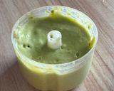 Foto langkah ke 2 dari resep Es Lilin Alpukat Matcha, 3 bahan.