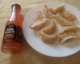Foto del paso 4 de la receta: Lomos de merluza con salsa de almendra y Gyozas de pollo