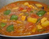 A picture of step 4 of Aloo Paneer With Capsicum Curry/ Paneer Aloo Aur Shimla Mirch Ki Tariwali Sabzi.
