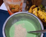 Foto langkah ke 2 dari resep Pisang goreng pandan wijen gluten free.