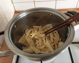 Hình bước làm 3 của món Gỏi vịt và bún măng vịt