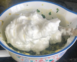 Foto del paso 5 de la receta: Soufflé mentiroso de espinaca (sí, se me rompió, pero esta mega bueno !!!)