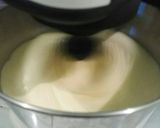Foto langkah ke 2 dari resep Sponge Cake Coklat Potong.