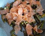 Foto del paso 2 de la receta: ❣Spaguetti con Salmone e Asparagi!!!