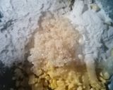 Foto langkah ke 1 dari resep Kue Cantik Manis Jagung Manis (Tepung Maizena).