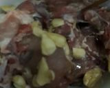 Hình bước làm 1 của món Cốt lết rim mặn