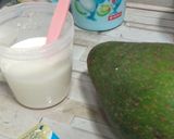 Foto langkah ke 1 dari resep Snack MPASI 6+ Avocado Cheese Milk.