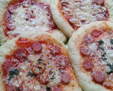 Foto langkah ke 9 dari resep Pizza mini no telur,no susu,pakai terigu murah tapi empuk😍😍.