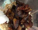 A picture of step 2 of Passion fruit energy balls - vegan.