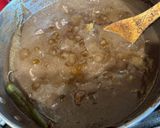 A picture of step 4 of Dinuguan Na Baboy.