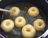 Foto langkah ke 6 dari resep Donat Labu Kuning.