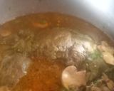 Foto del paso 5 de la receta: Especialidad: Lomo adobado en reducción con caldo de carne_ salsa demiglass con vino tinto