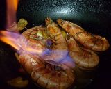 Foto del paso 9 de la receta: Langostinos ahumados flambeados