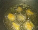 A picture of step 5 of Assamese bilahi boror tenga (Sour Curry with Red Lentil Fritter).
