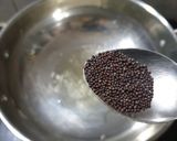A picture of step 1 of Tomato onion Thokku.
