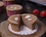 Foto langkah ke 8 dari resep Choco Chiffon Cupcake.