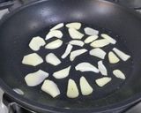 A picture of step 2 of Pasta with nameko mushrooms and grated truffle.