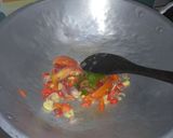 Foto langkah ke 2 dari resep Oseng Leunca Bakso.