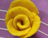 काजू गुलाब बर्फी (kaju gulab barfi recipe in marathi) रेसिपी स्टेप 9 फोटो 