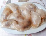 A picture of step 4 of Bánh Bột Lọc (Vietnamese Tapioca Dumplings).
