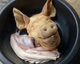 รูปขั้นตอนการทำที่ 1 ของ หมูกรอบ(หัวไม่เกี่ยว ถ่ายติดมาเฉยๆ)