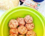 Foto langkah ke 2 dari resep Bola Bola Nasi Renyah.