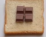 A picture of step 1 of Kinder toasty.