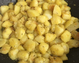 Foto del paso 4 de la receta: Bacalao o merluza en crema de pimientos con patatas a mi manera