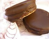 Foto del paso 6 de la receta: Alfajores de chocolate