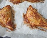 Une image de l'étape 3 de Chaussons framboises et compotée de pommes.