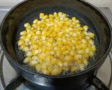 A picture of step 2 of Chatakedar Tandoori Masala Makai.
