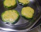 A picture of step 5 of Bell pepper cheese stuffed burger.