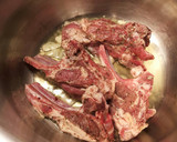 Foto del paso 17 de la receta: Espinazo de cordero, en salsa de okra y trigueros