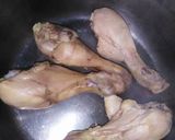 A picture of step 1 of Desi chicken clear soup.