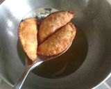 A picture of step 17 of Chocolate kalakand gujiya.