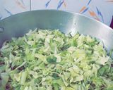 A picture of step 2 of Cabbage peas stir fry / Patta Gobhi ki Sabzi.