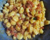 आलू टमाटर की सब्जी (aloo tamatar ki sabzi recipe in Hindi) रेसिपी चरण 6 फोटो