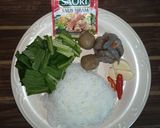 Foto langkah ke 1 dari resep Bihun Goreng Simple and So Easy.