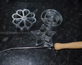 A picture of step 24 of Persian rosette cookies (Noon Panjereh).