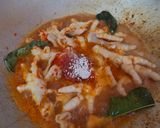 Foto langkah ke 3 dari resep 374. Oseng Pedas Ceker Tanpa Tulang.