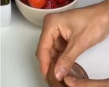 Foto do passo 5 de Coxinha de Morango com Brigadeiro