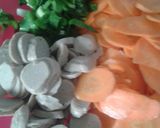 Foto langkah ke 4 dari resep (542) Bihun Goreng Bakso Sosis.