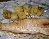 Foto del paso 7 de la receta: Merluza en salsa de cola y cubos de papa al jenjibre
