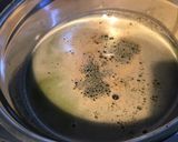 Une image de l'étape 4 de Potage de cresson au curry et bouillon de crevettes (anti gaspi).