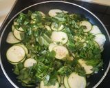 Une image de l'étape 1 de Tarte courgette feta.