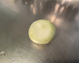 Une image de l'étape 6 de Émincé de poulet mariné au chutney, oignon et poivrons bicolores.