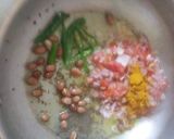 A picture of step 2 of Puffed rice upma.
