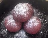 Foto langkah ke 5 dari resep Bola Ubi Ungu isi Coklat.