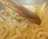 A picture of step 1 of Pizzaiola sauce/pizza sauce.