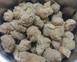 A picture of step 1 of Soya granules parantha.